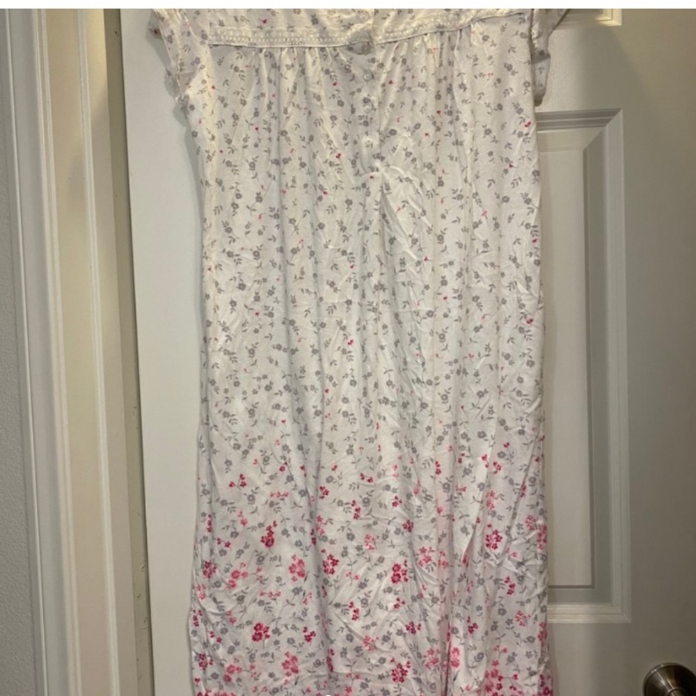 White with red flowers night gown.